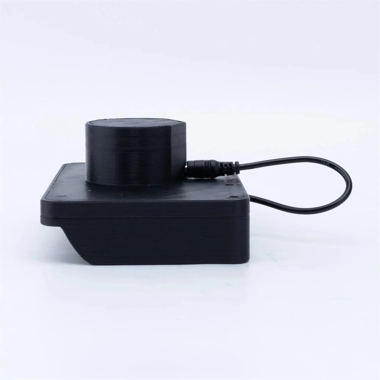 Starlink Mini Adapter for Dewalt 20v 60V Batteries. Provides power supply for Starlink Mini(No Batteries) 